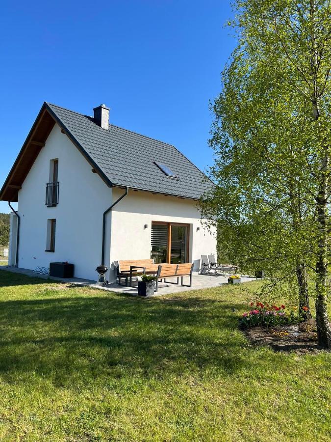 Dom Na Kaszubach "White House" Caloroczny Na Wylacznosc Stężyca Exterior foto